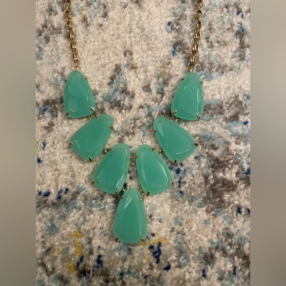 Kendra Scott ✨Harlow✨ in Jade & Gold - Picture 1 of 6
